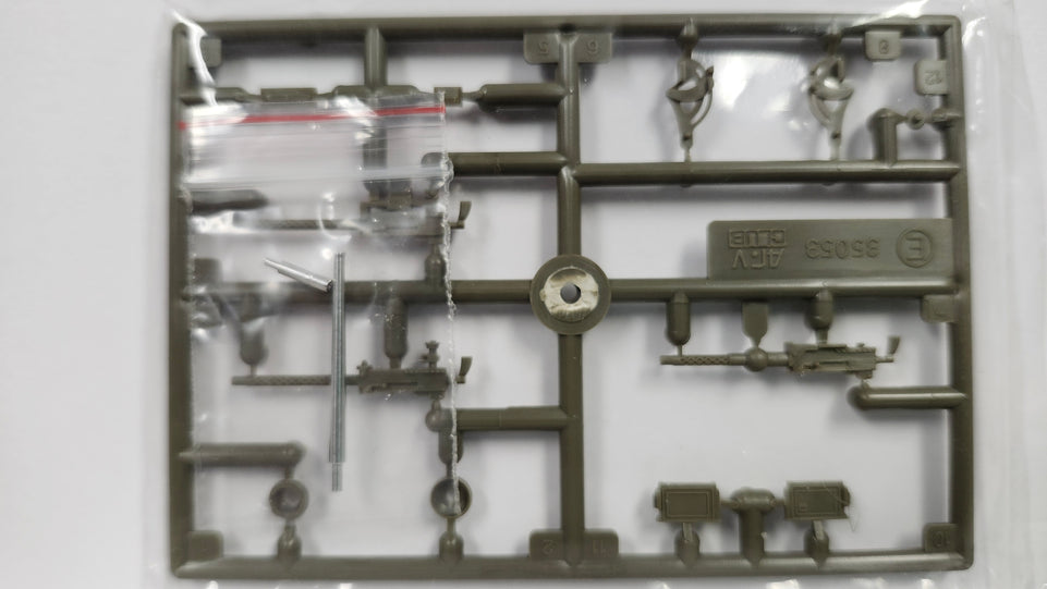 1/35 M5A1 LIGHT TANK, EARLY PRODUCTION AFV CLUB AF35105