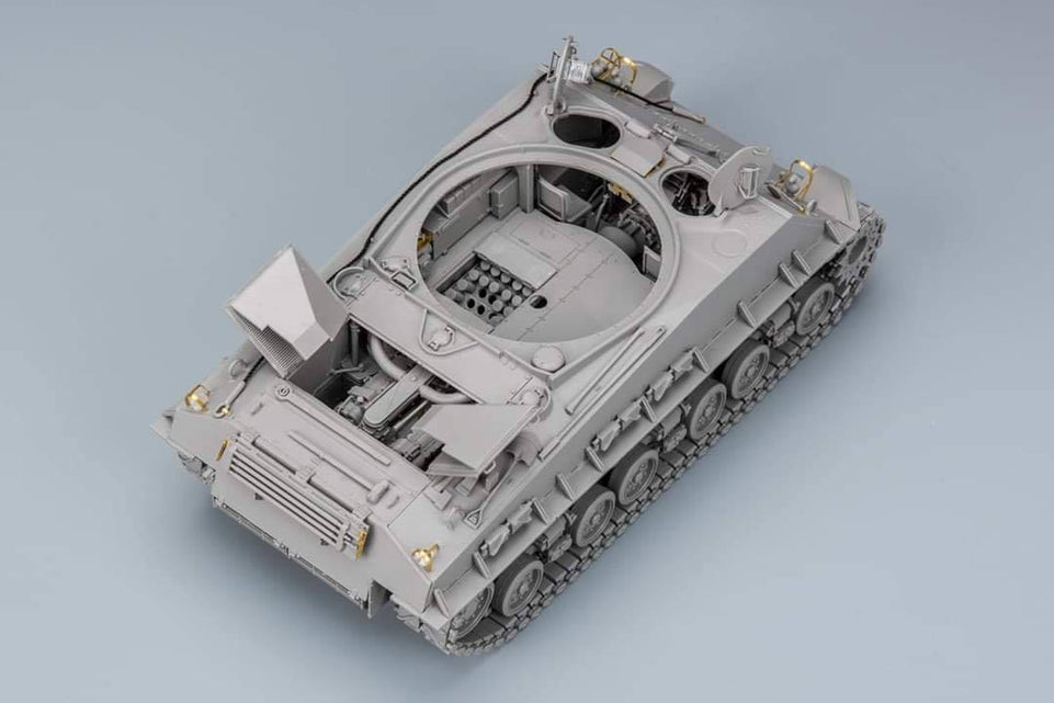 1/35 M4A3 76W HVSS Sherman w/ FULL INTERIOR and Individual Track Links - Ryefield #5042
