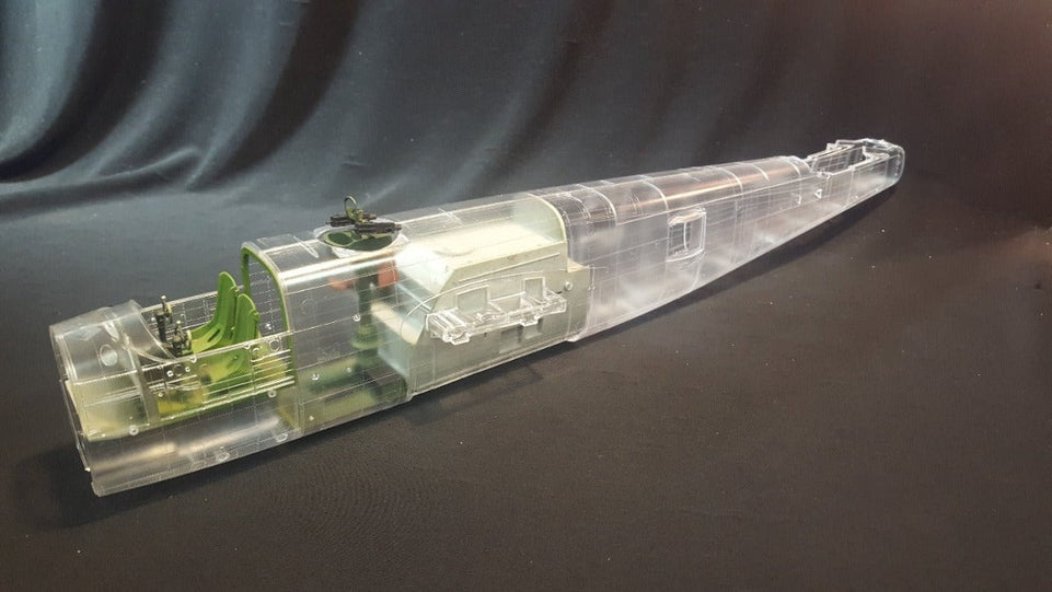1/32 B-25J MITCHELL 'STRAFER'-CRYSTAL VERSION W/BONUS PARTS HONG KONG MODEL 01S01