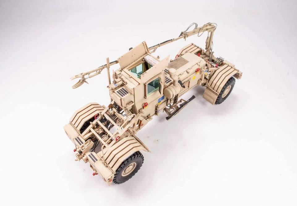 1/35 HUSKY MK.III VMMD w/INTERROGATION ARM - AFV CLUB TAIWAN #AF35354