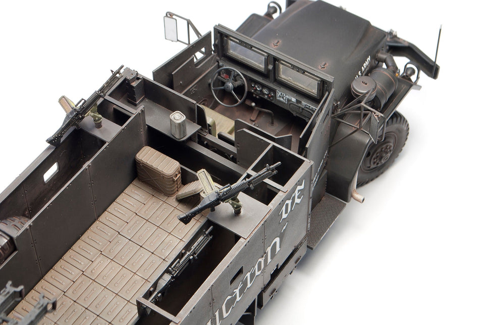 1/35 U.S. ARMY M54A2 5 TON 6x6 GUNTRUCK, NAM