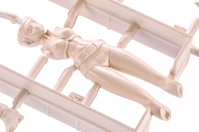 Hasegawa #64524 1/20 KEI & YURI “Dirty Pair” w/ 1/300 Lovely Angel