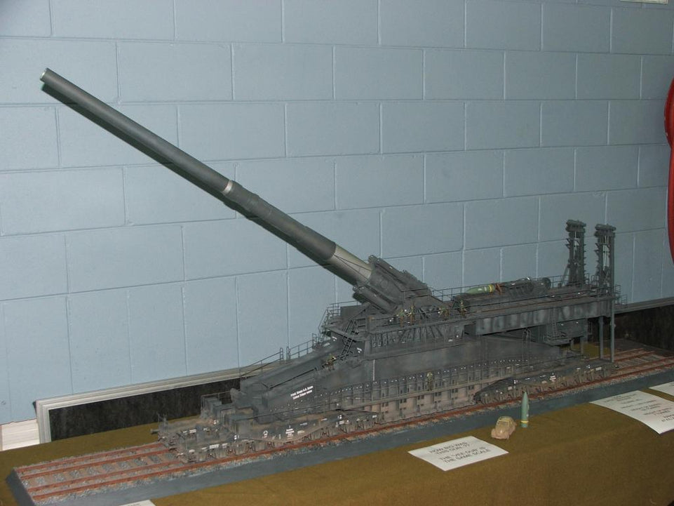 1/35 WWII GERMAN DORA 80CM RAILWAY GUN (NEW VERSION) by SOAR ART