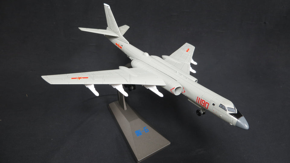 1/144 CCP PLA Air Force H-6K Long Range Bomber Diecast Model