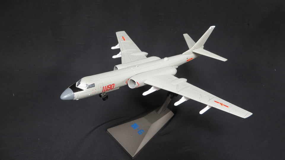 1/144 CCP PLA Air Force H-6K Long Range Bomber Diecast Model