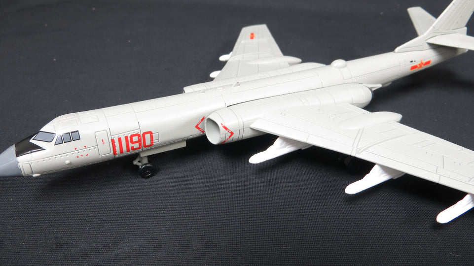 1/144 CCP PLA Air Force H-6K Long Range Bomber Diecast Model