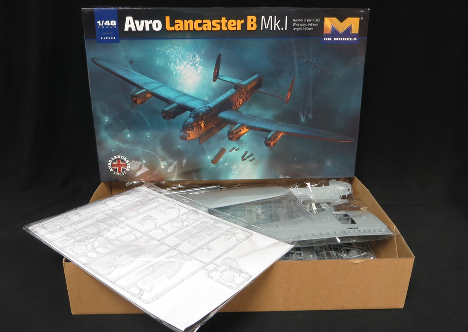 1/48 Avro Lancaster B Mk.I Bomber with Interior Detail by Hong Kong Model