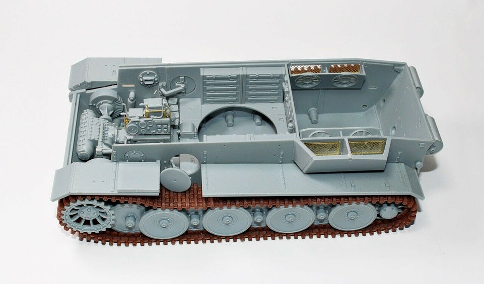 1/35 PZ.KPFW.VI AUSF C/B (VK36.01) WITH INTERIOR RYEFIELD MODEL RFM-RS3001
