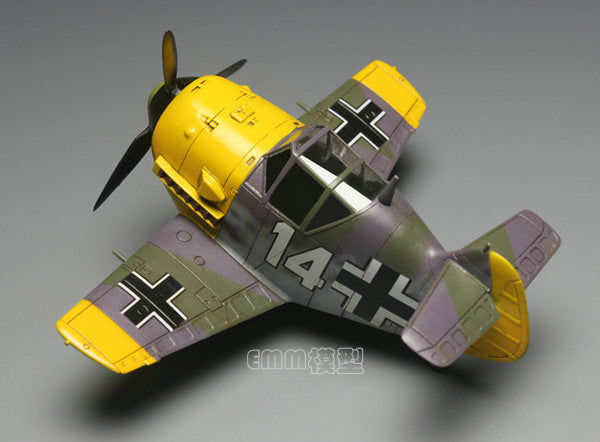EGG PLANE - WWII LUFTWAFFE MESSERSCHMITT BF-109 TIGER MODELS TM103