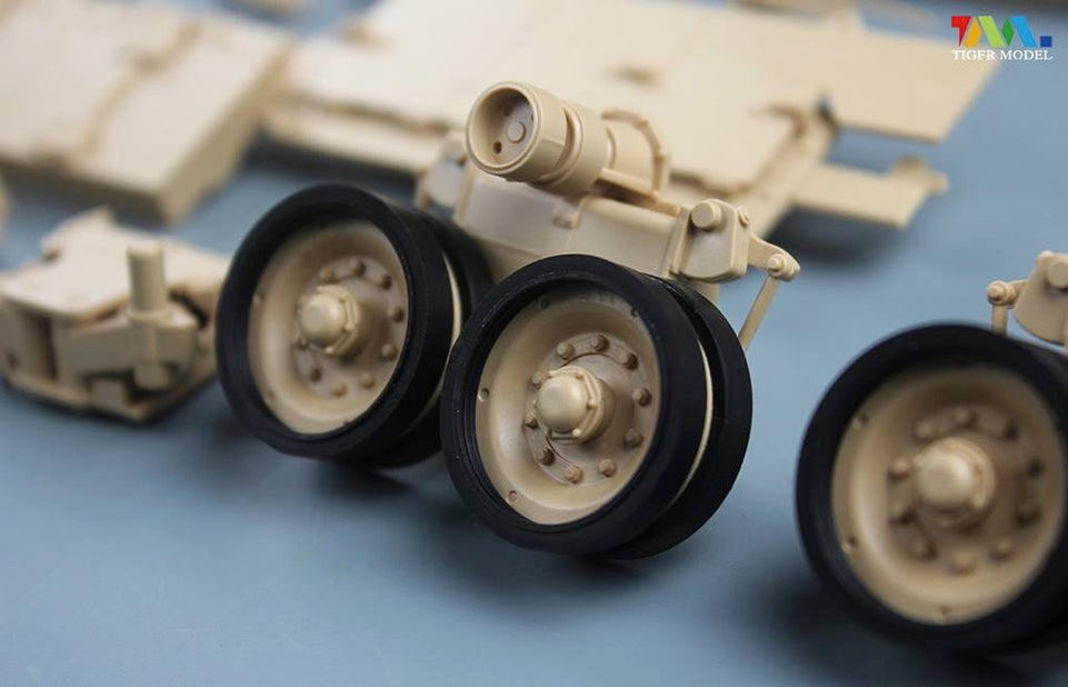 1/35 IDF NAGMACHON EARLY VERSION HEAVY APC TIGER MODELS 4615