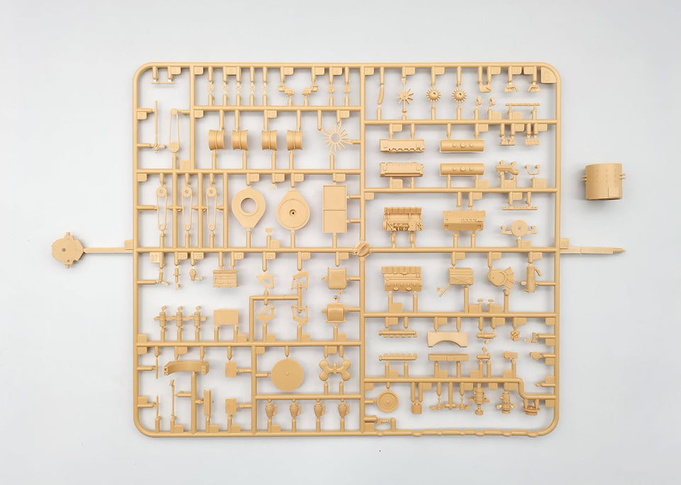 Amusing Hobby 35A030 1/35 Sd.Kfz.184 Ferdinand & strabokran 2 in1 Kit