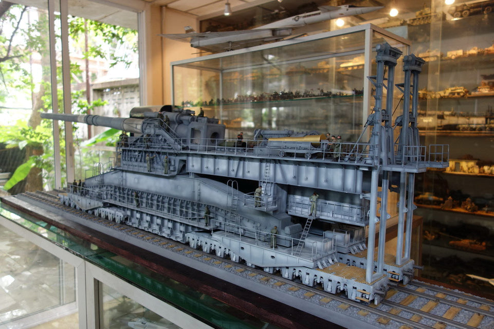 1/35 WWII GERMAN DORA 80CM RAILWAY GUN (NEW VERSION) by SOAR ART