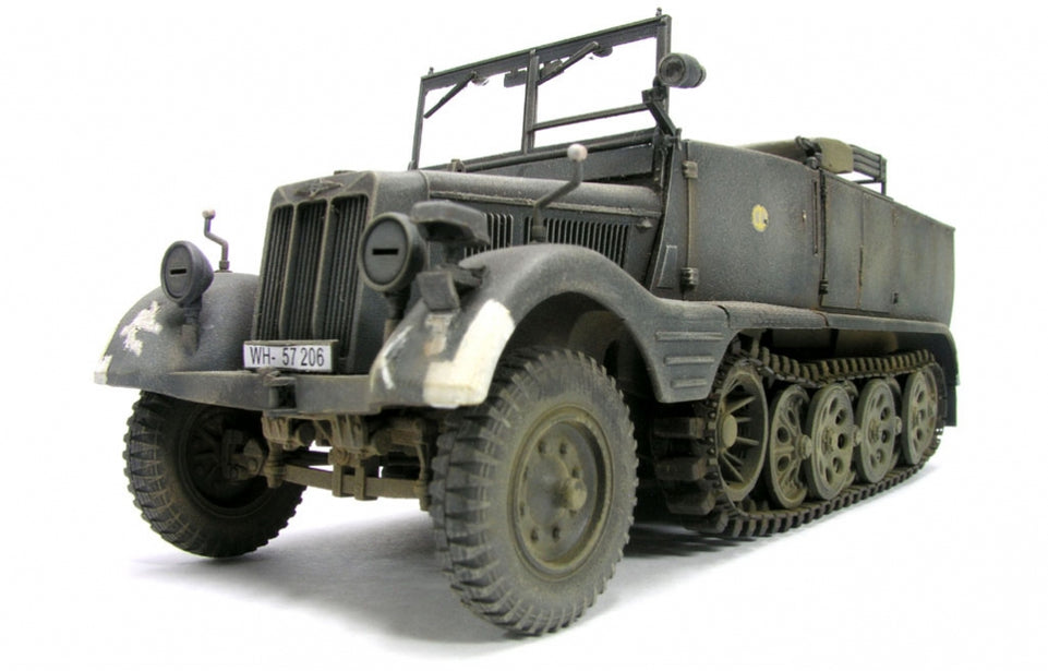 1/35 SDKFZ 11 3 TON HALF TRACK AFV CLUB AF35040