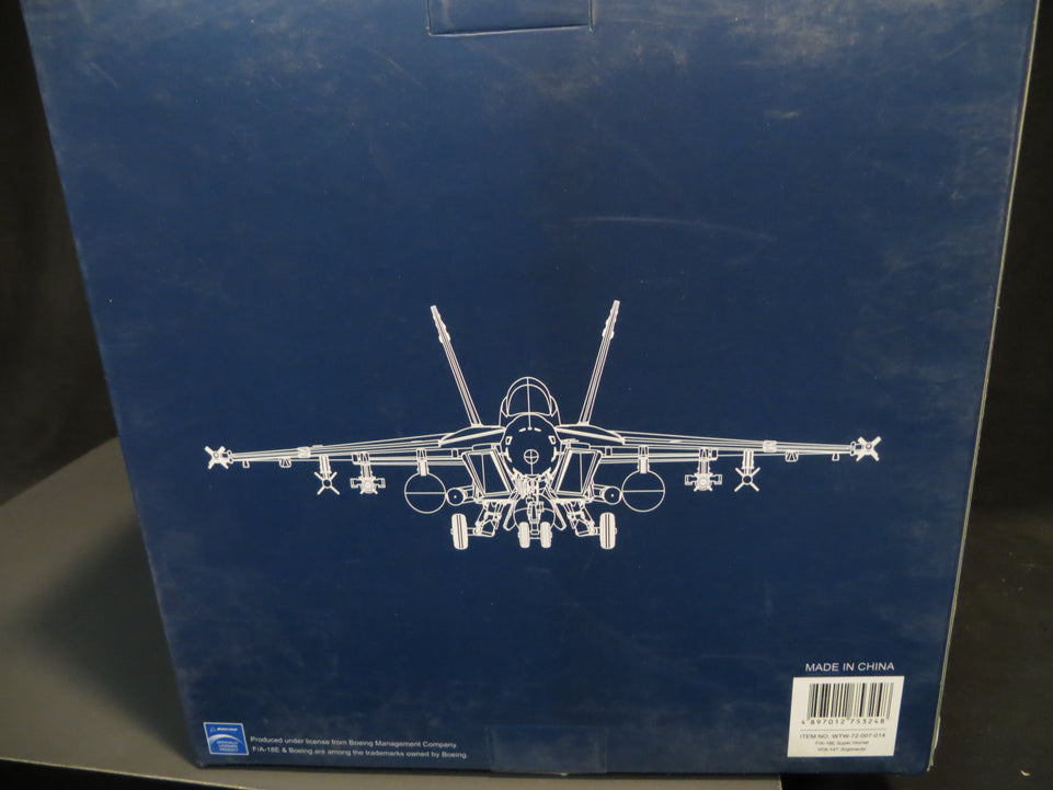 1/72 F/A-18E SUPER HORNET "VFA-147 ARGONAUTS"