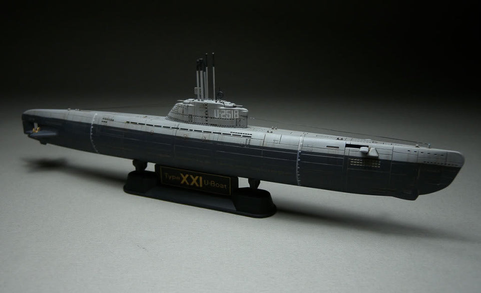 1/350 GERMAN TYPE XXI U-BOAT AFV CLUB SE73501