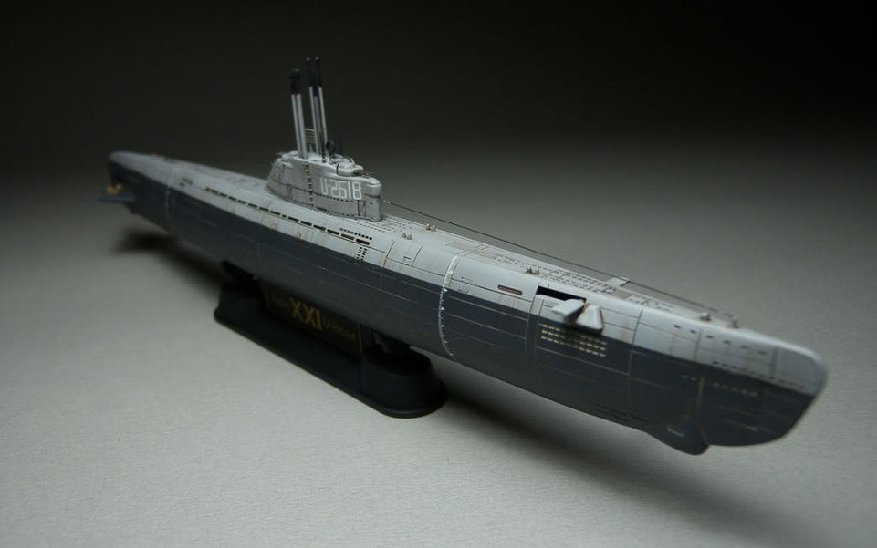 1/350 GERMAN TYPE XXI U-BOAT AFV CLUB SE73501