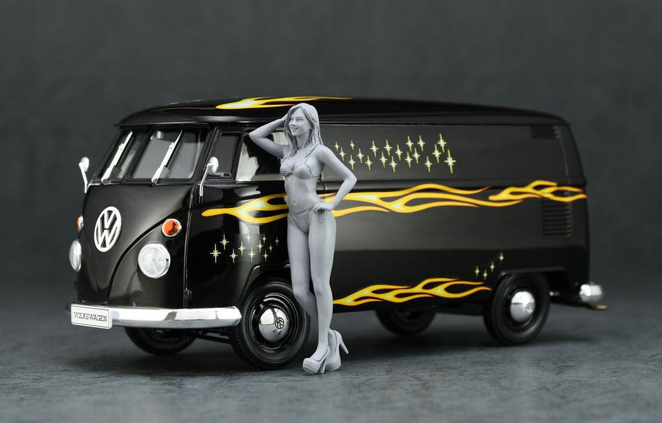 1/24 VW Type 2 Van “Fire Pattern” w/ Blond Girl Figure by HASEGAWA (JAPAN)