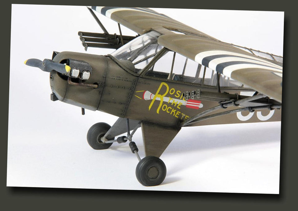 1/35 PIPER CUB L4H "ROSIE THE ROCKETEER" BRONCO MODELS CB35018