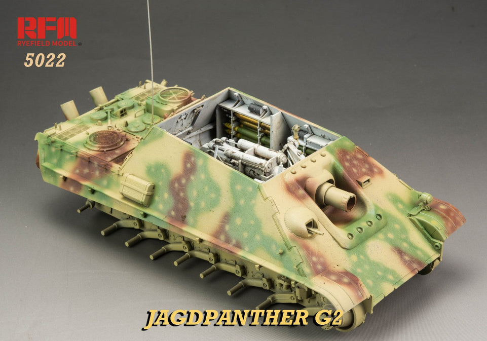 1/35 JAGDPANTHER G2 WITH FULL INTERIOR RYEFIELD MODEL 5022