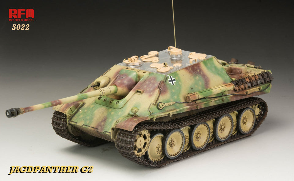 1/35 JAGDPANTHER G2 WITH FULL INTERIOR RYEFIELD MODEL 5022