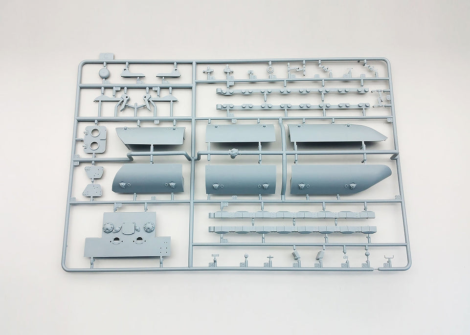 Amusing Hobby 35A016 1/35 WWII Flakzwilling E-100 w/ individual track links