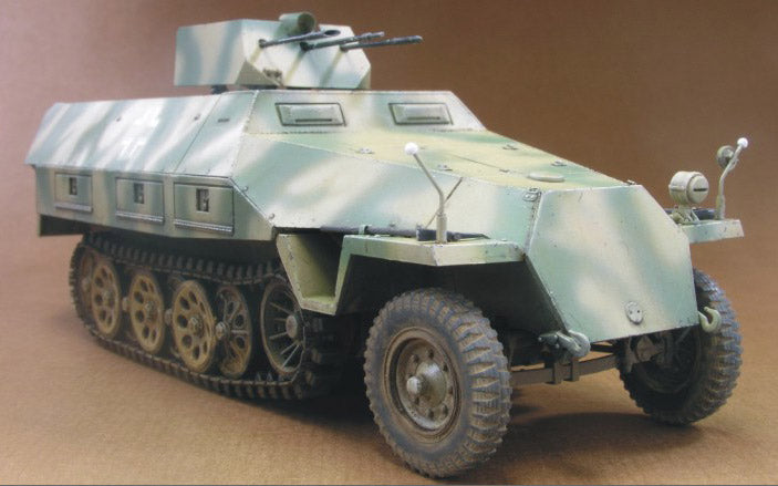 1/35 SD.KFZ. 251/21 AUSF.D DRILLING AFV CLUB AF35082