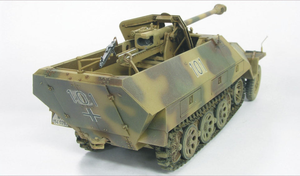 1/35 SD.KFZ. 251/22 AUSF.D PAKWAGEN AFV CLUB AF35083