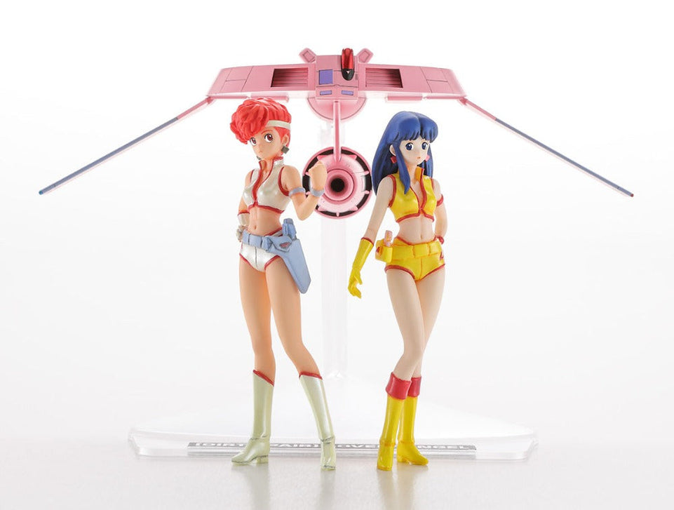 Hasegawa  #64524  1/20 KEI & YURI “Dirty Pair” w/ 1/300 Lovely Angel