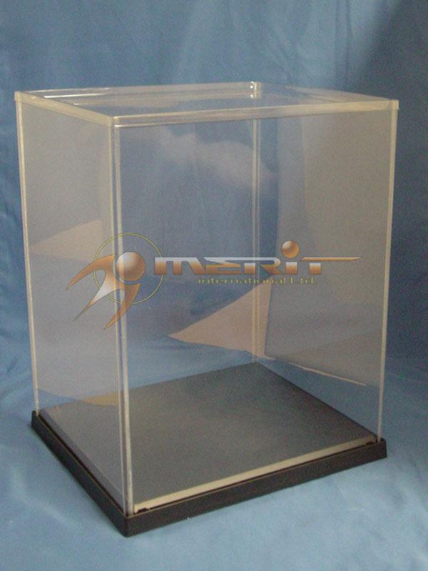 SQUARE - MEDIUM DISPLAY CASE-CLEAR BLUE (23cm x 16cm x 21cm)