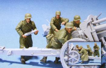 GER.EASTERN FRONT GH18 GUN CREW(2) 4FIGS.