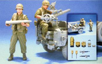 VN US MARINE M38A1C 106mm CREW 2FIGS.