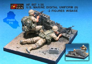 1/35 US MARINES DIGITAL UNIFORM(2) 2FIGS W/BASE