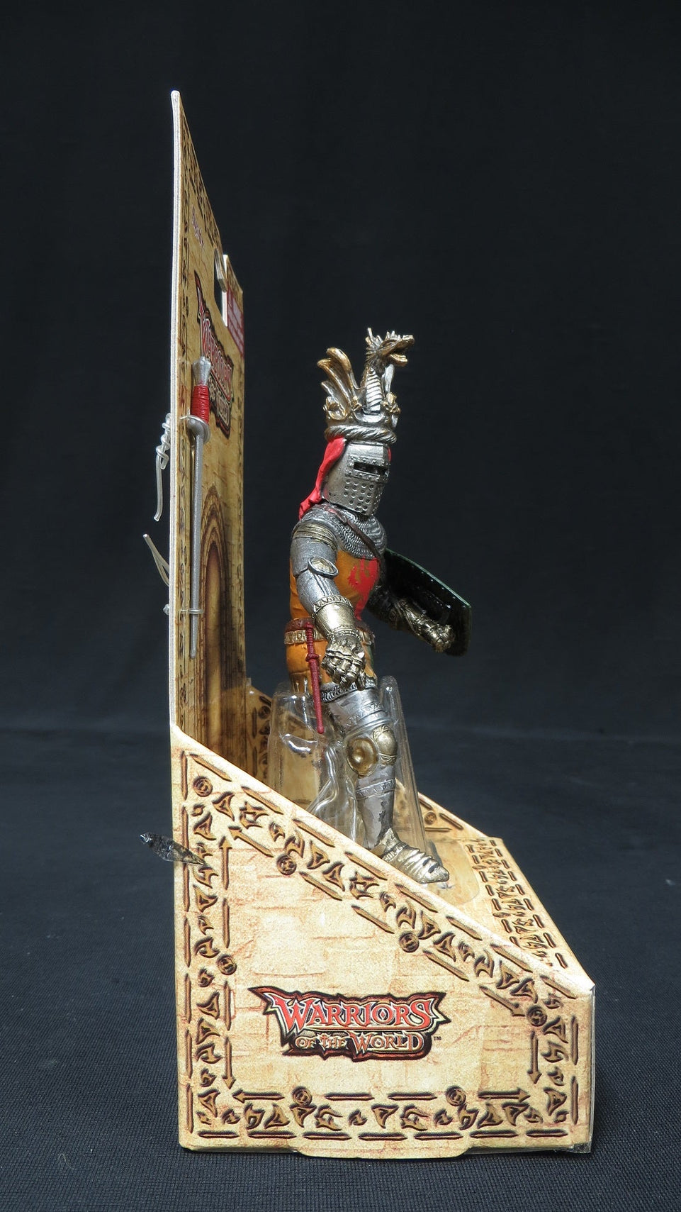 90MM (1/18 Scale) MEDIEVAL KNIGHT "DISMOUNTED KNIGHT"