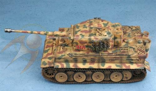 1/16 WWII GERMAN PZKPFW VI TIGER I, KURLAND, 1944 EASTERN FR