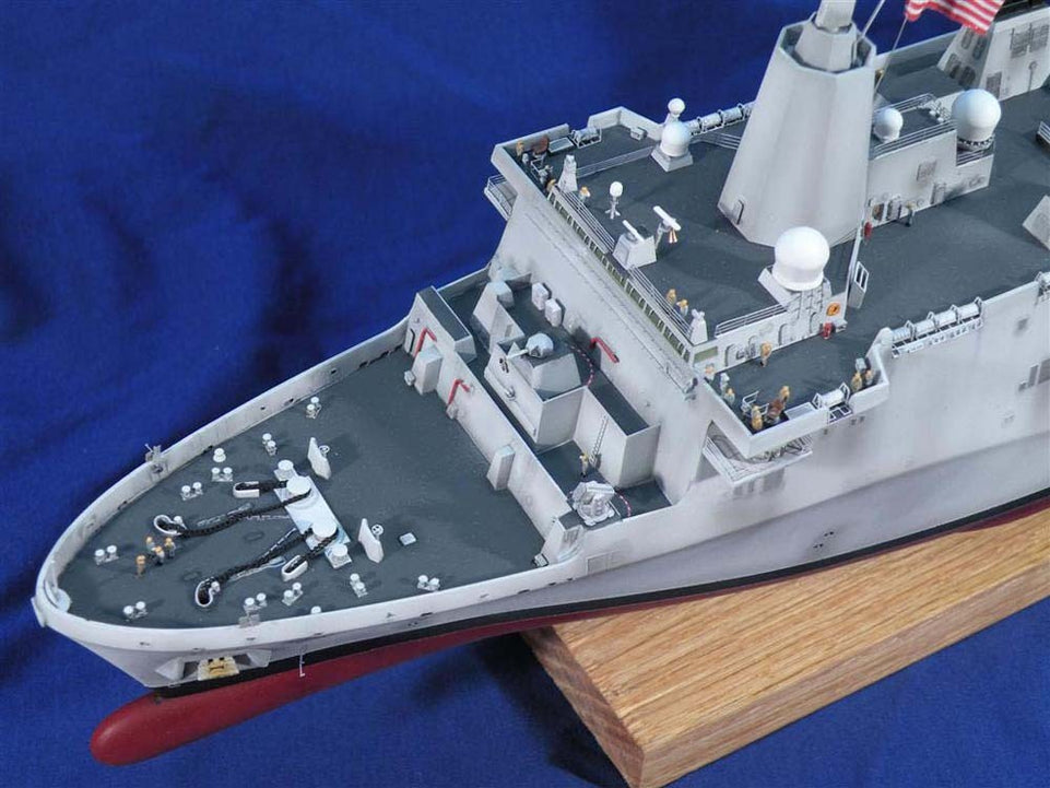 1/350 USS LPD-21 'NEW YORK' BRONCO MODELS NB5024