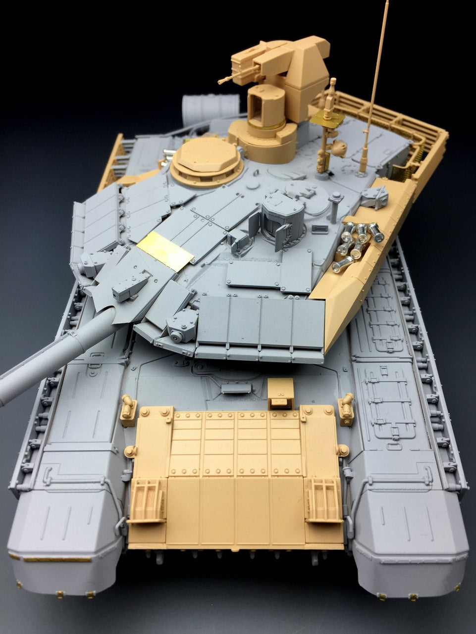 1/35 RUSSIAN T-90MS MBT 2013-2015 TIGER MODELS 4610