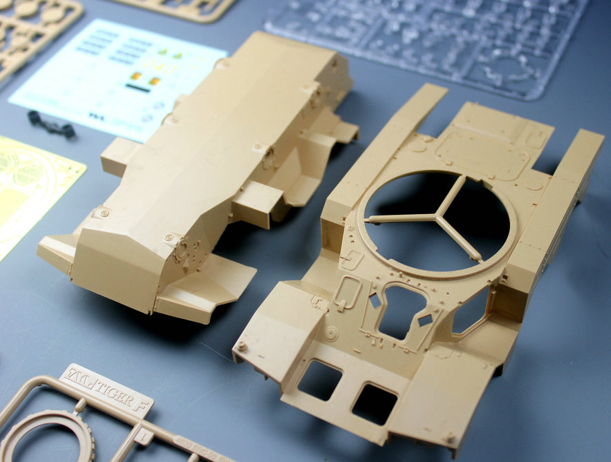 1/35 FRENCH ARMORED VEHICLE ERC-90 F1 LYNX TIGER MODELS 4632