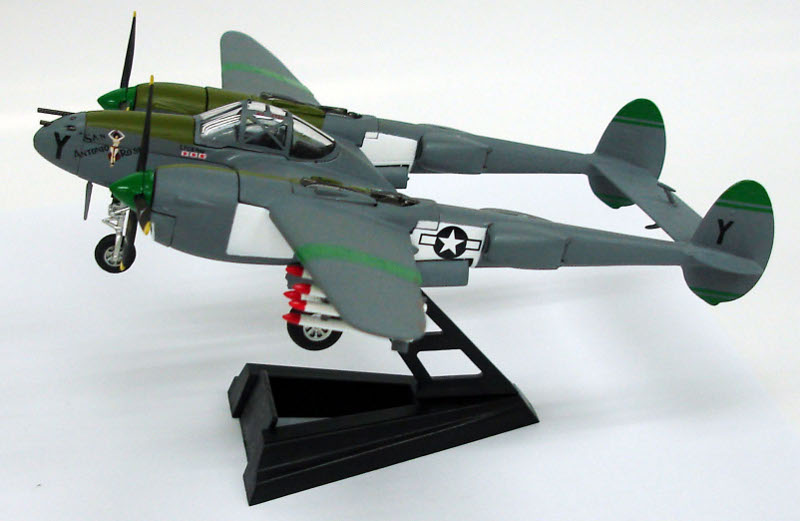 1/72 P38 LIGHTNING USAF 8TH FIGHTER SAN ANTONIO ROSE