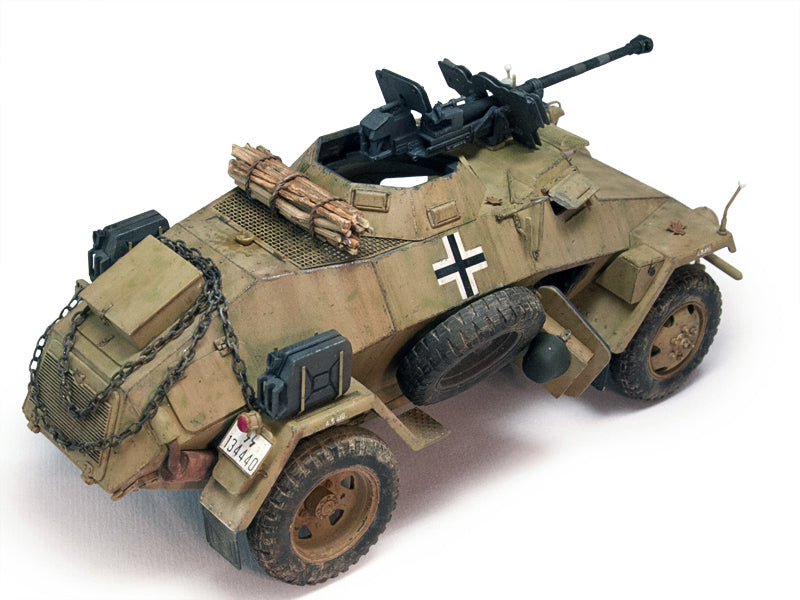 1/35 SD.KFZ 221 LEICHTER PANZERSPAHWAGEN (S.PZ.B41) BRONCO MODELS CB35033