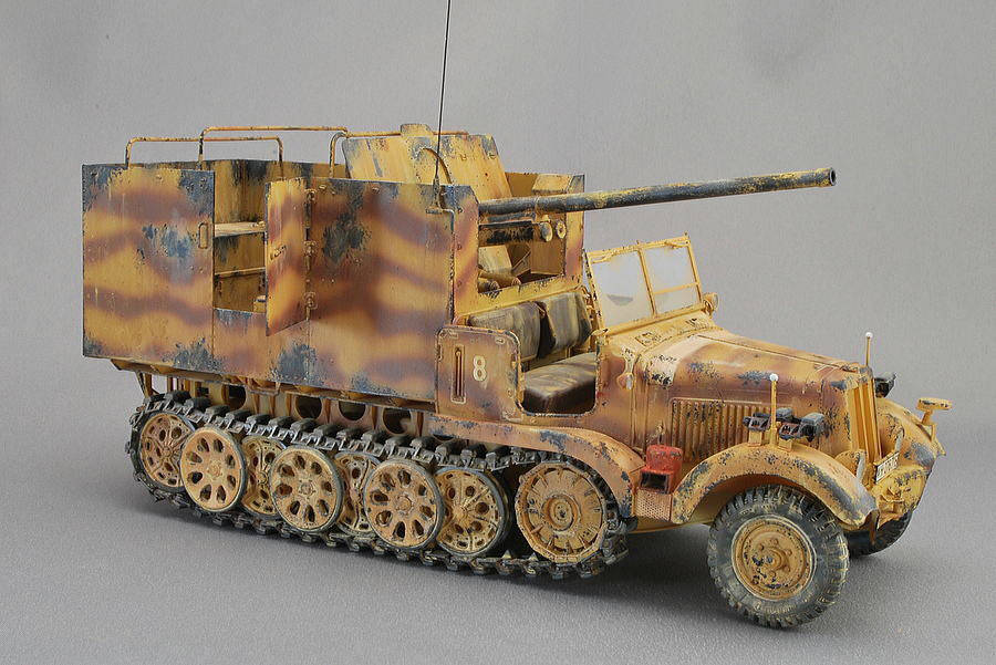 1/35 SD.KFZ. 6/3 (5T) "DIANA" BRONCO MODELS CB35038