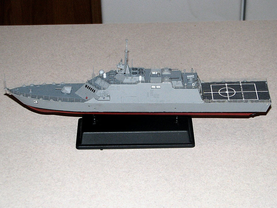 1/350 USS 'FORT WORTH' (LCS-3) BRONCO MODELS NB5028