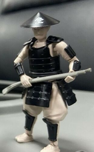 1/24 SANNSHIROU FROM THE SENGOKU - ASHIGARU w/ BLACK ARMOR (POSEABLE FIGURE)