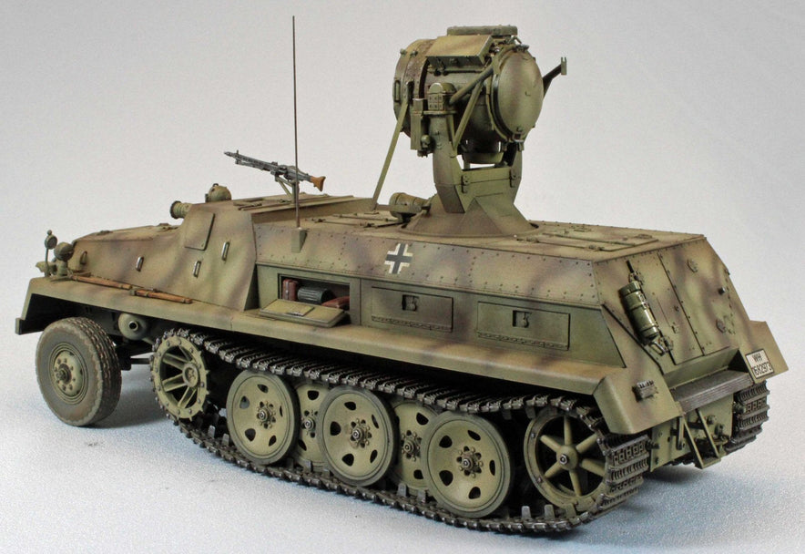 1/35 SWS 60cm INFRARED SEARCHLIGHT CARRIER 'UHU' BRONCO MODELS CB35212