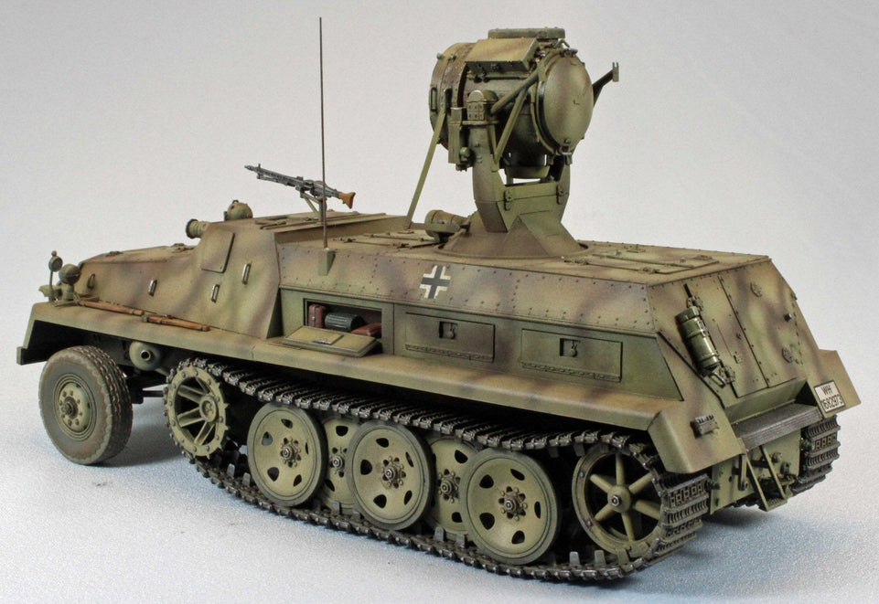 1/35 SWS 60cm INFRARED SEARCHLIGHT CARRIER 'UHU' BRONCO MODELS CB35212