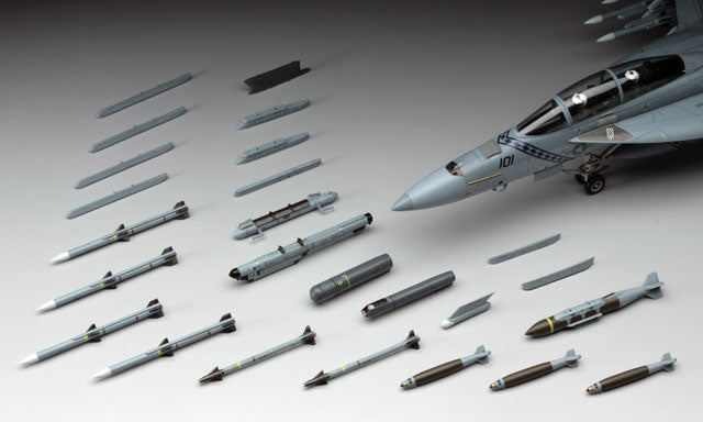 1/48 U.S. AIRCRAFT WEAPONS E U.S. AIR-to-AIR MISSILES by HASEGAWA (X48-17)